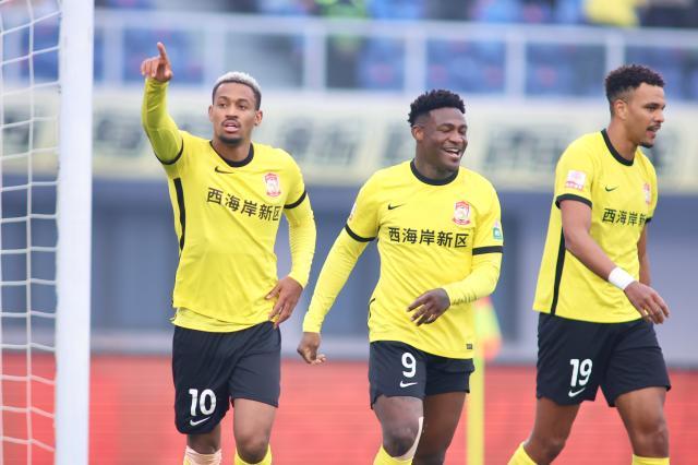 华体会下载-【中超】内尔松卢斯破门胡荷韬建功 西海岸1比1蓉城